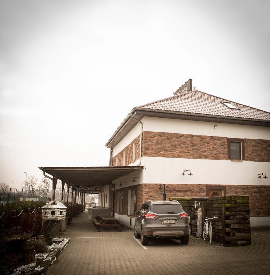 Apartamentowiec Kuzniar Kostrzyn nad Odra Exterior foto